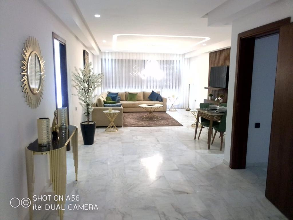  À Casablanca, appartement neuf balcon à vendre avec Casa IMMO